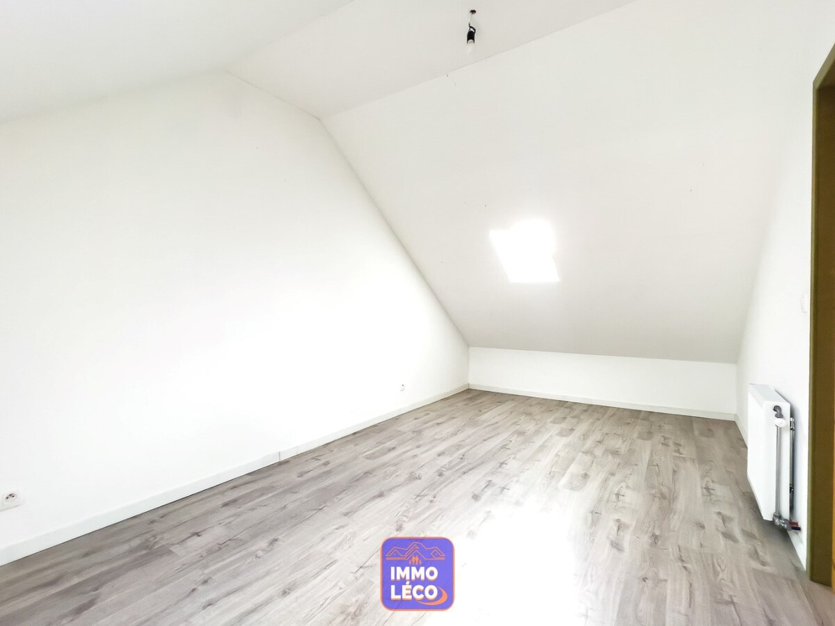 Appartement « DUPLEX » avec garage, idéalement situé 