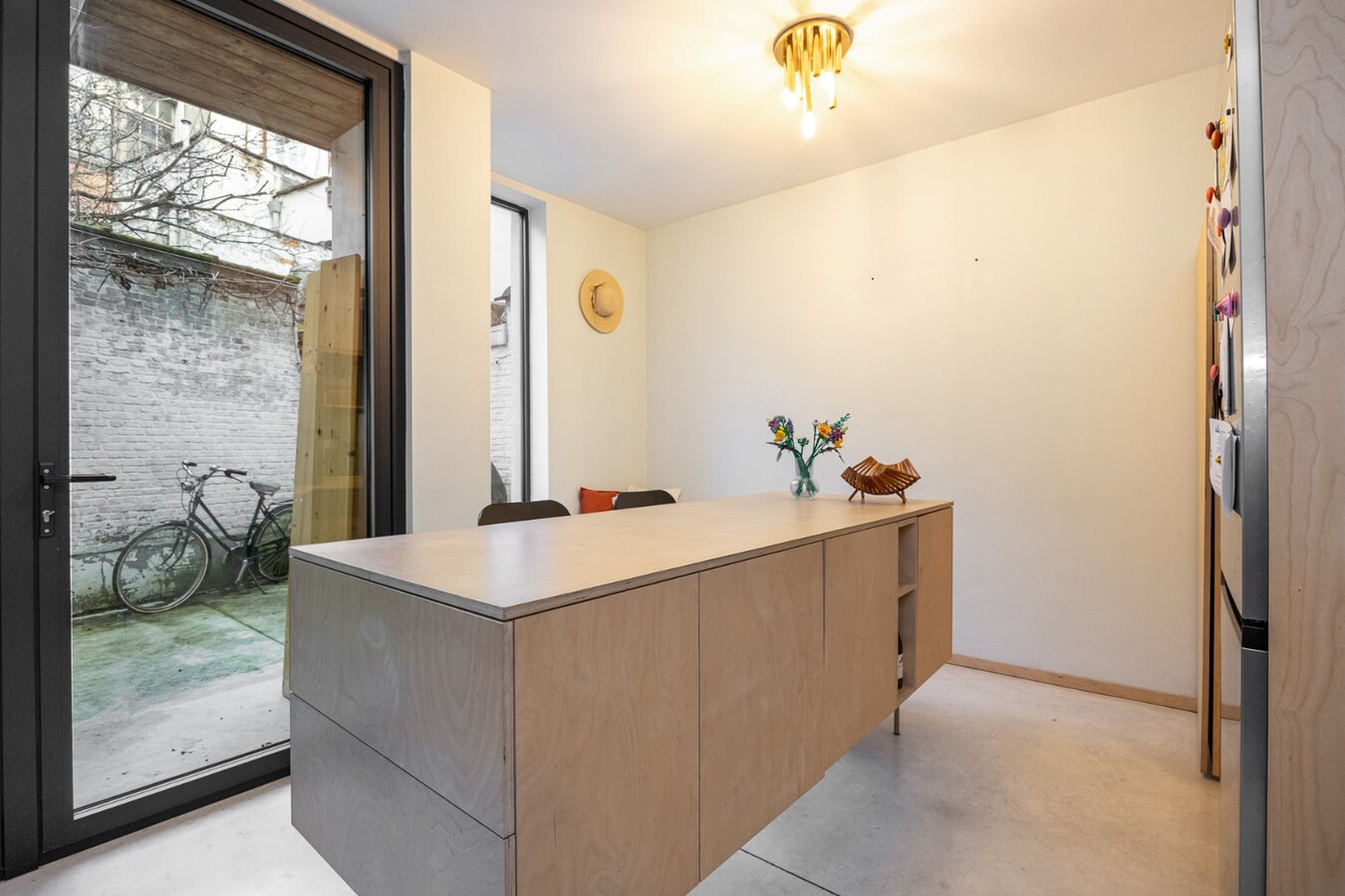 Gerenoveerde herenwoning met stadskoer in de Haringrodewijk! 