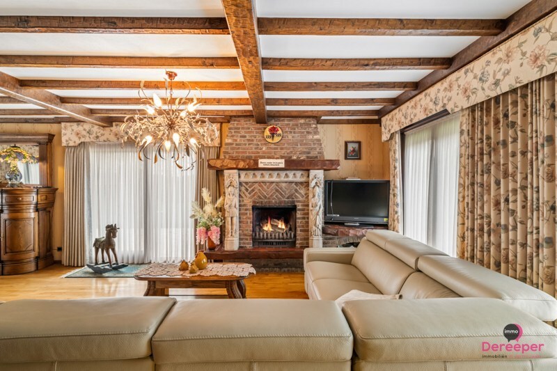 Charmante alleenstaande bungalow met zuidgerichte tuin op ruim perceel in Snaaskerke 