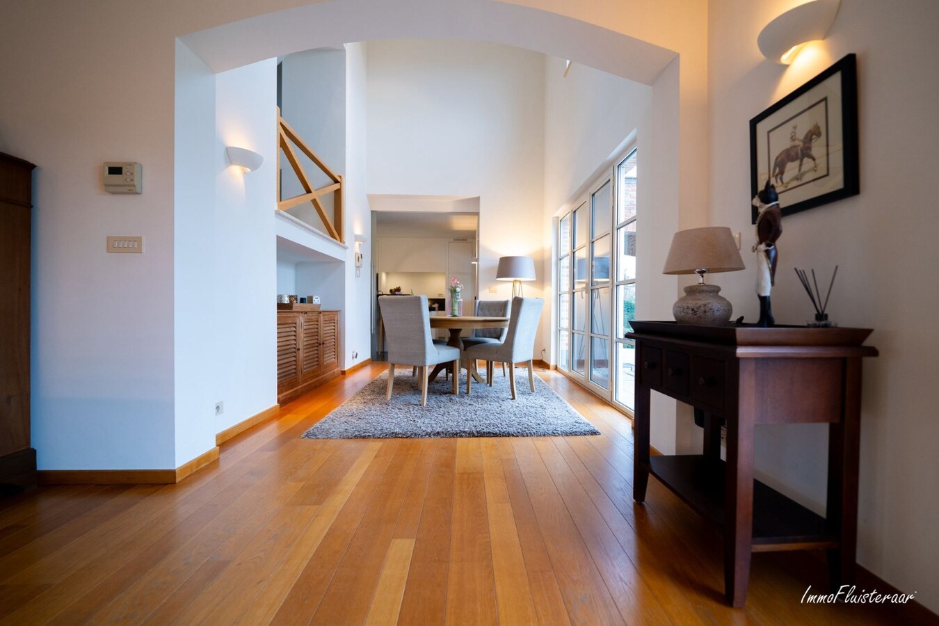 Prestigieuze villa met paardenaccommodatie op ca. 3.237 m2 te Mechelen 