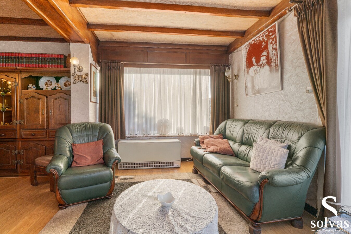 Ruime te renoveren woning met garage, tuin en 4 slaapkamers in Lembeke, bouwjaar 1960, energielabel G 