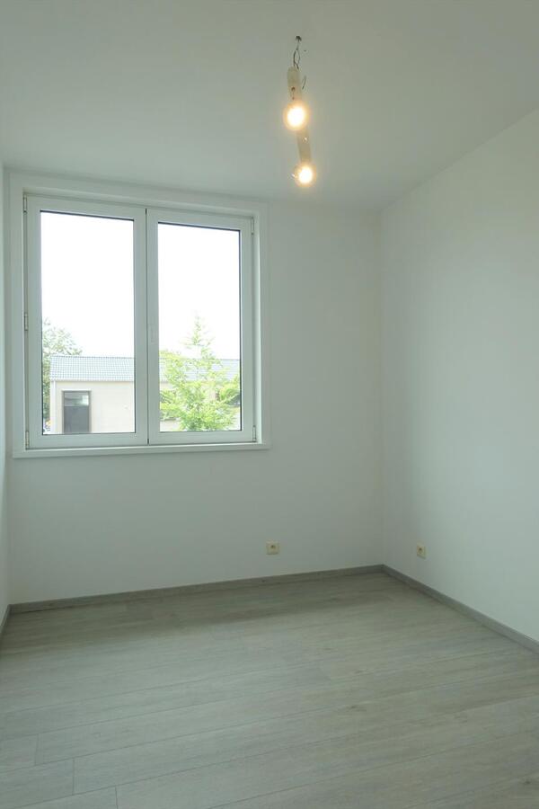 Lichtrijk appartement nabij centrum 