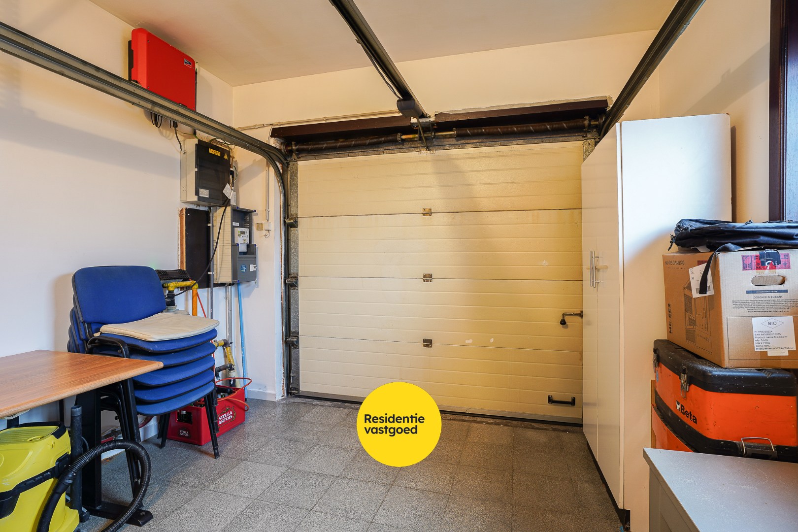 Woning met 5 slaapkamers in het centrum van Eernegem 