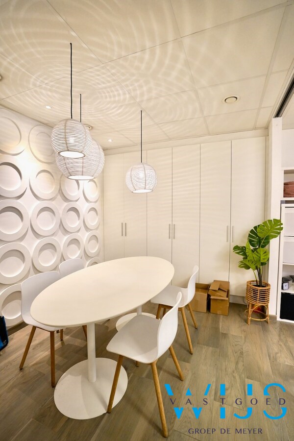 Multifunctioneel handelspand te centrum SLEIDINGE! 