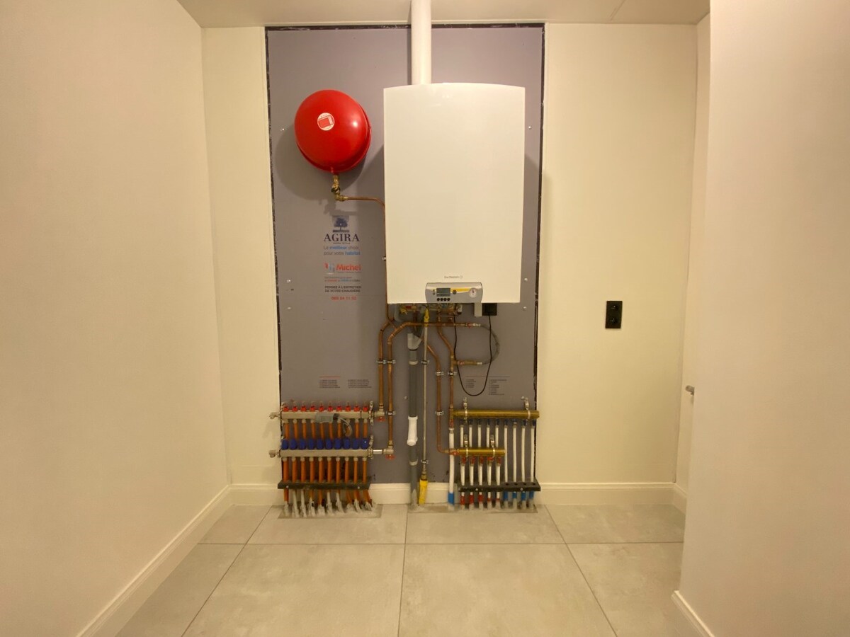Rez-de-chaussée loué À Tournai