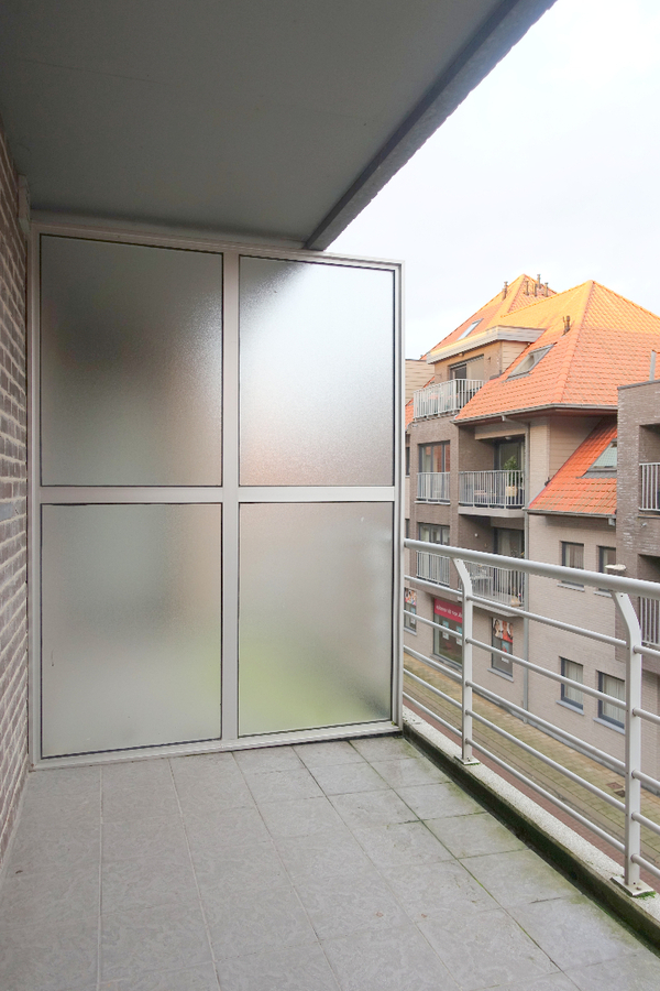 Ruim appartement met garagebox 