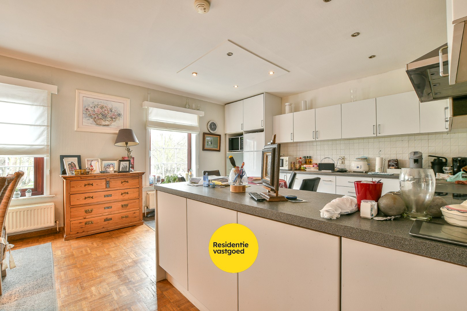 Uniek handelshuis met renovatiepotentieel in het hart van Blankenberge 