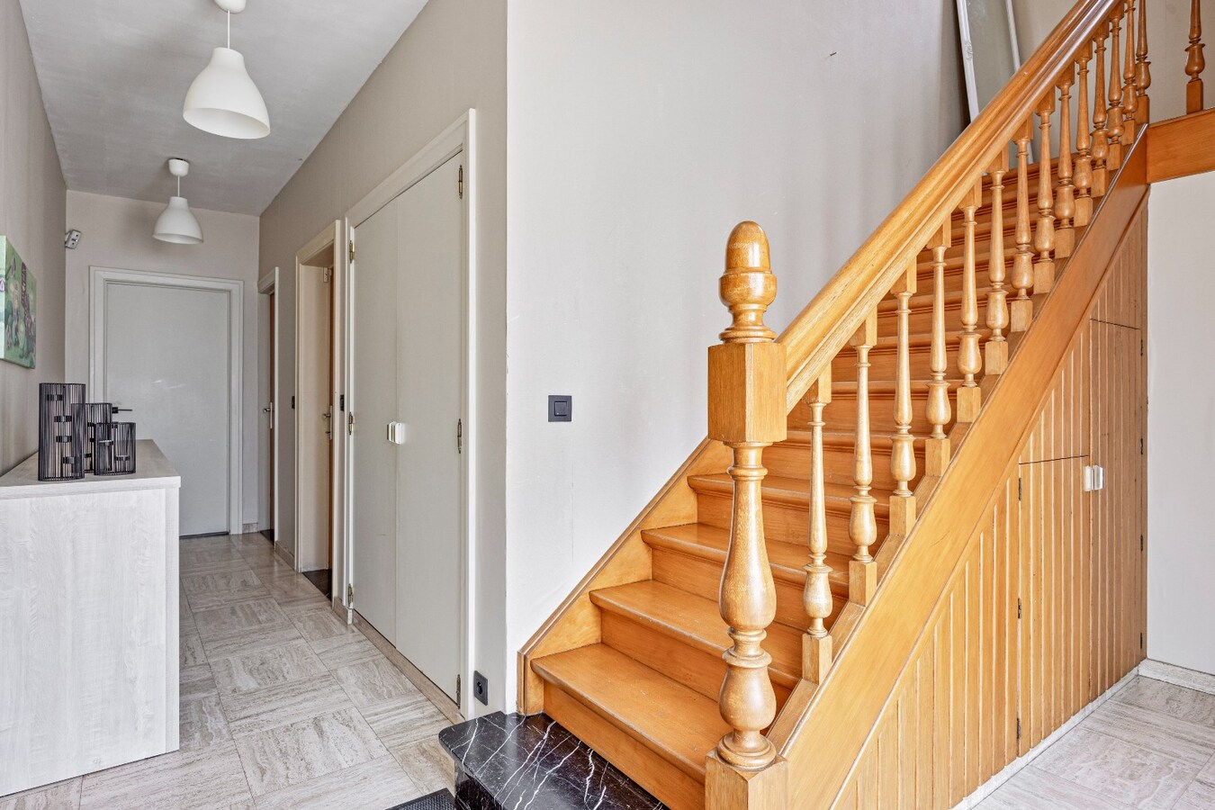 Zeer ruime woning met garage te koop in centrum Oudenaarde 