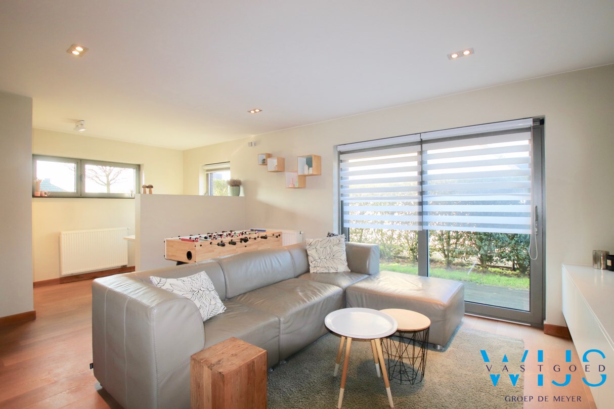 Mooie tijdloze en centraal gelegen open bebouwing 