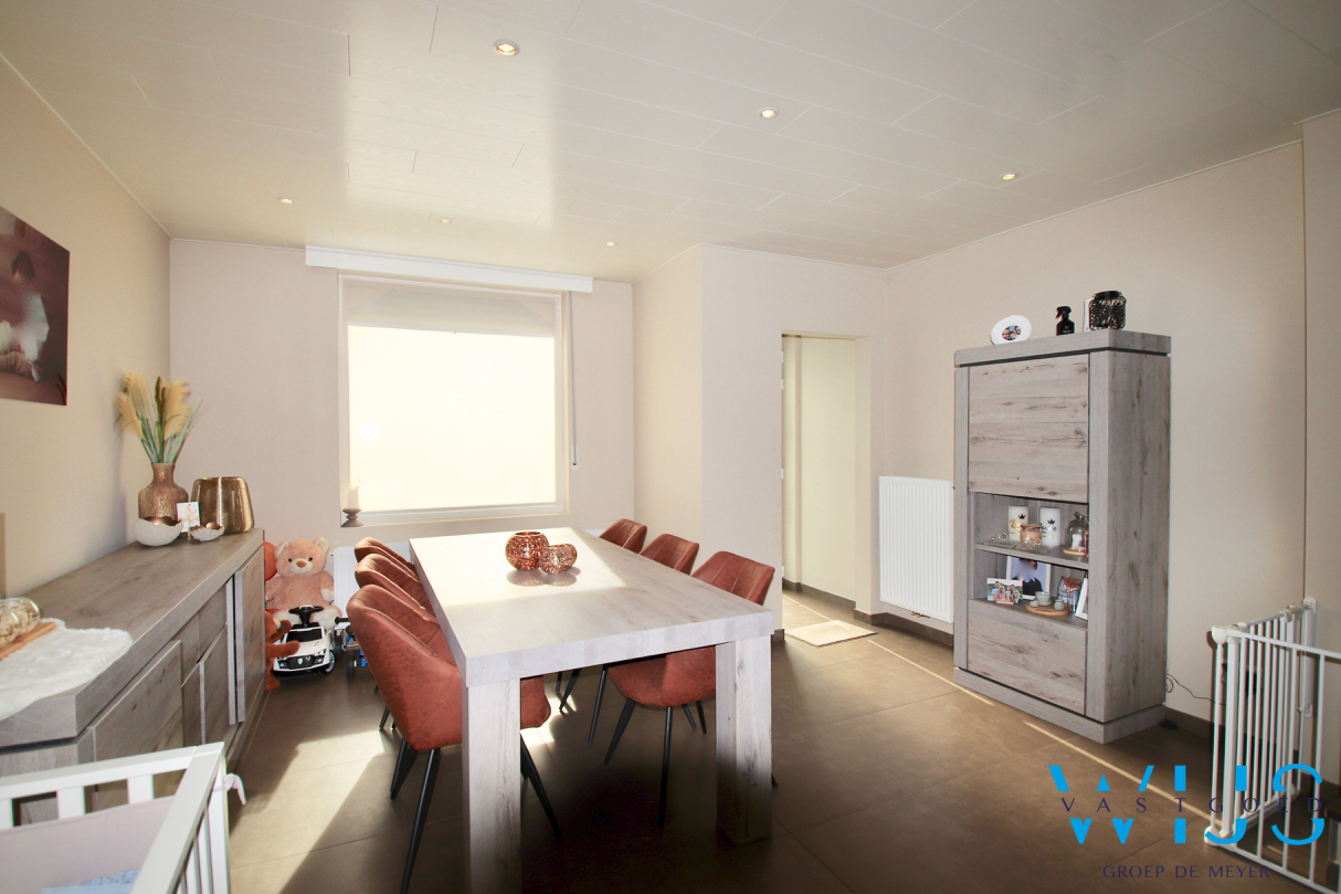 Instapklare HOB met zeer aangename tuin te Evergem ! 