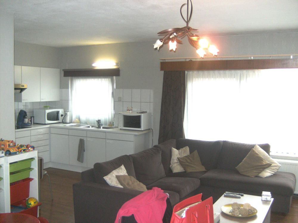 Verhuurd appartement - Paal