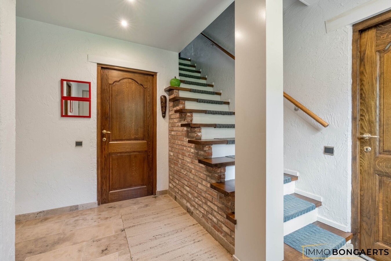 Zeer ruime woning op een leuke locatie te Bret-Gelieren 