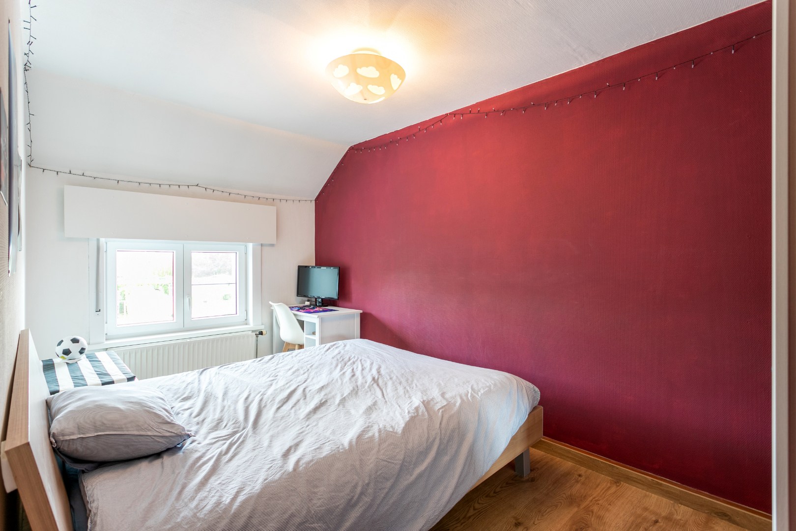 Gerenoveerde 3-gevelwoning met tuin en 4 slaapkamers te Sint-Genesius-Rode 