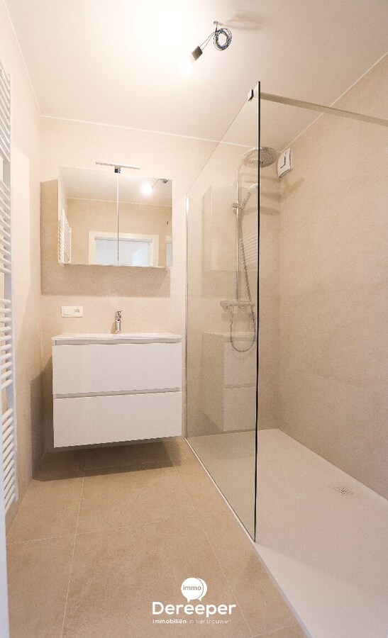 Prachtig gerenoveerd appartement op toplocatie in Assebroek 