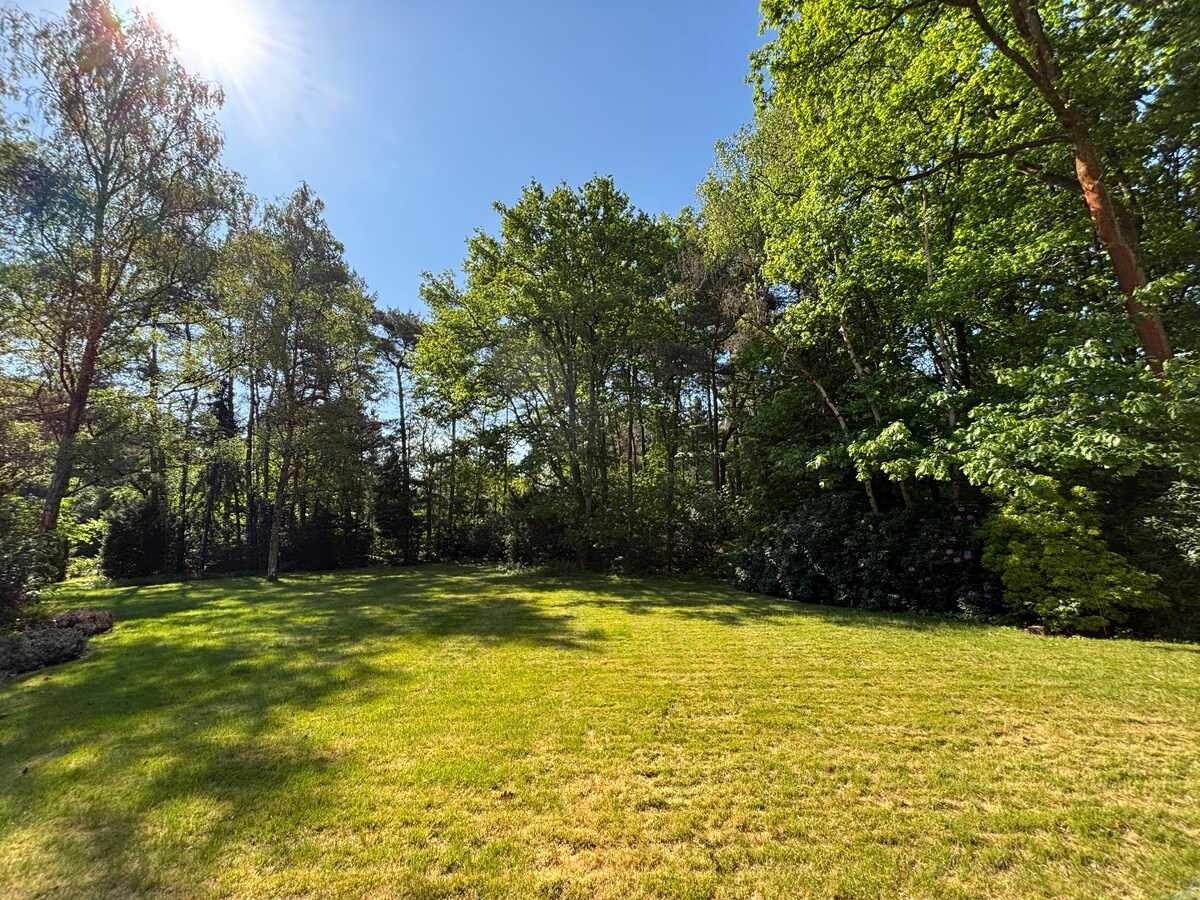 Villa "Lentestemmen" op een perceel van 4.491 m² te Schilde 