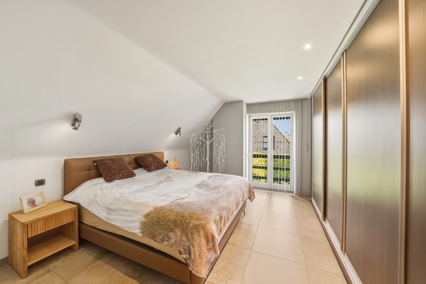 Ruime alleenstaande woning nabij zee en strand! 