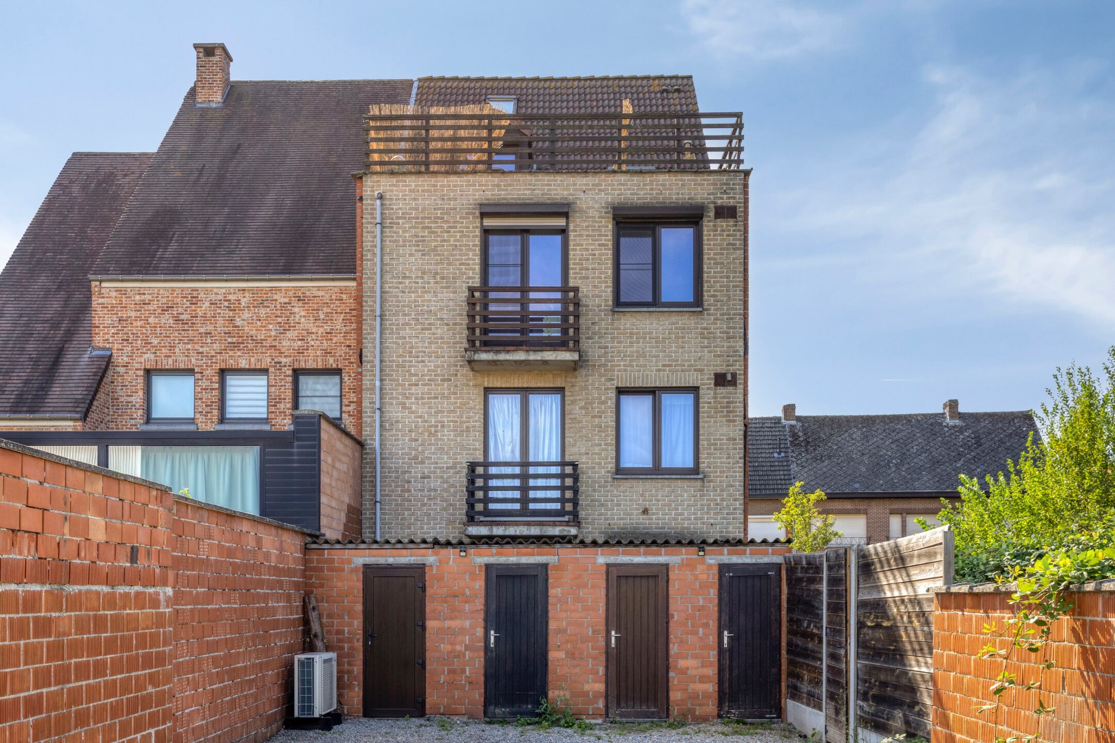 Instapklaar appartement met 2 slpk. in het centrum van Geel 