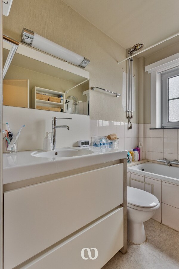 Gezinswoning met vier slaapkamers in een gezellige wijk 