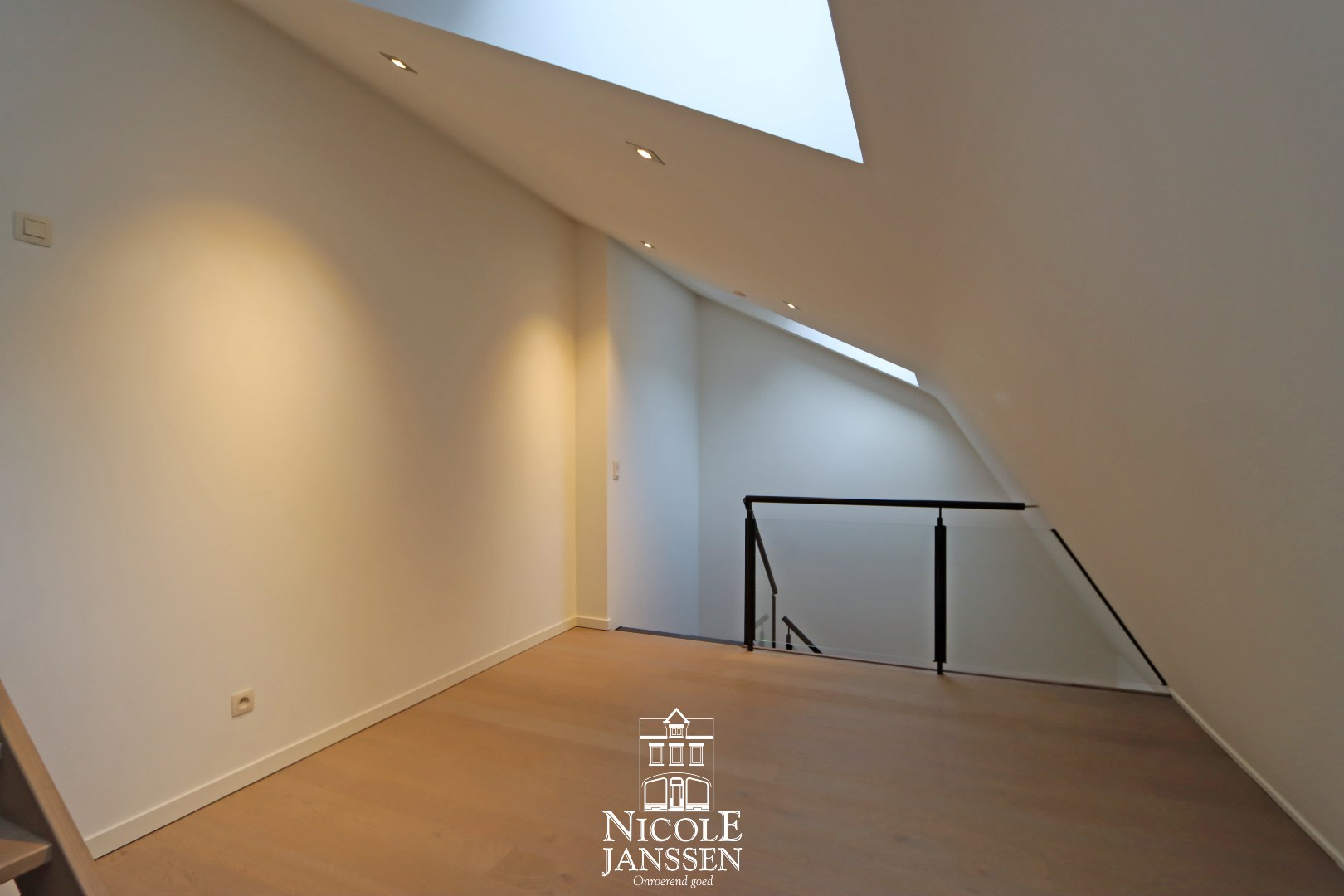 Nieuwbouwwoning met tuintje 