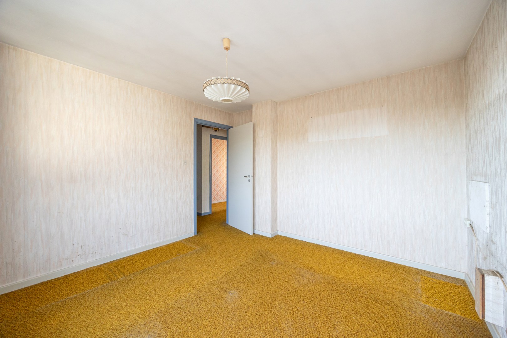 Te renoveren halfopen bebouwing 