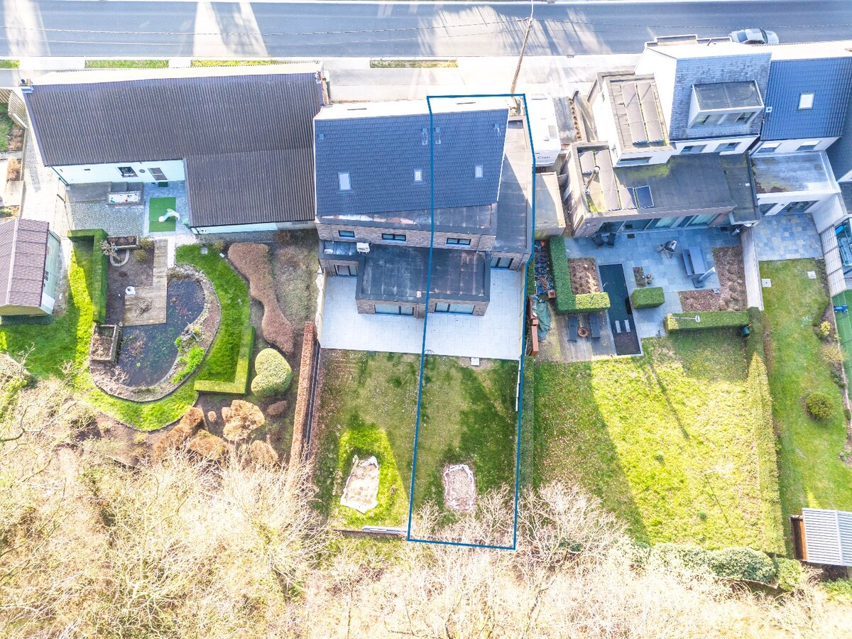 Tiptop afgewerkte nieuwbouw BEN-woning te St-L-Houtem, 6% BTW mogelijk 