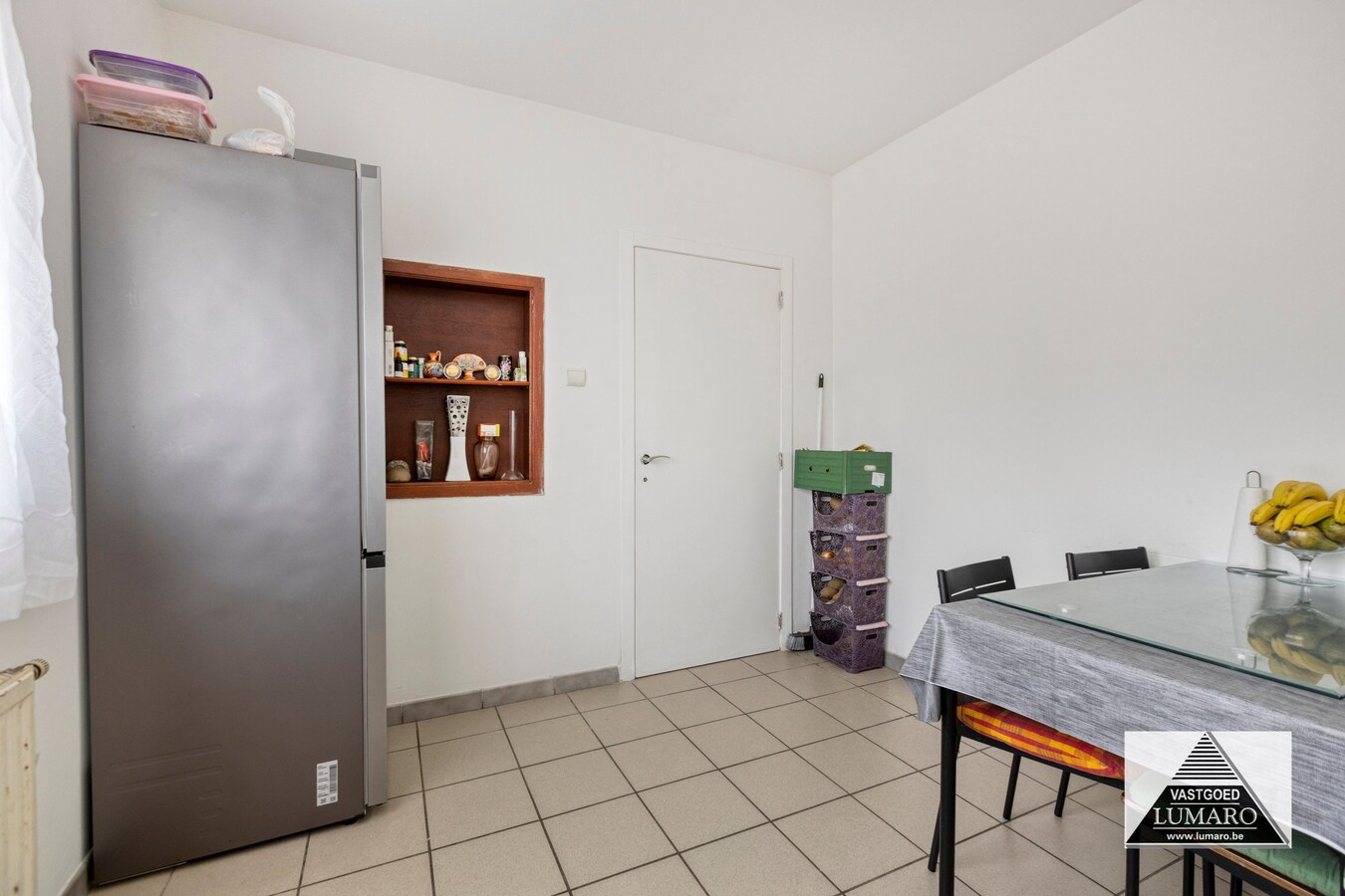 Goed gelegen gelijkvloers app. met 2 slaapkamers en garage 