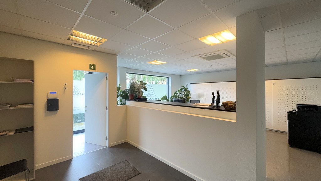 Kantoren te huur op zichtlocatie langs N9 te Melle