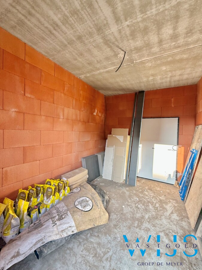 Nieuwbouw in aangename woonwijk te Oosteeklo ! 