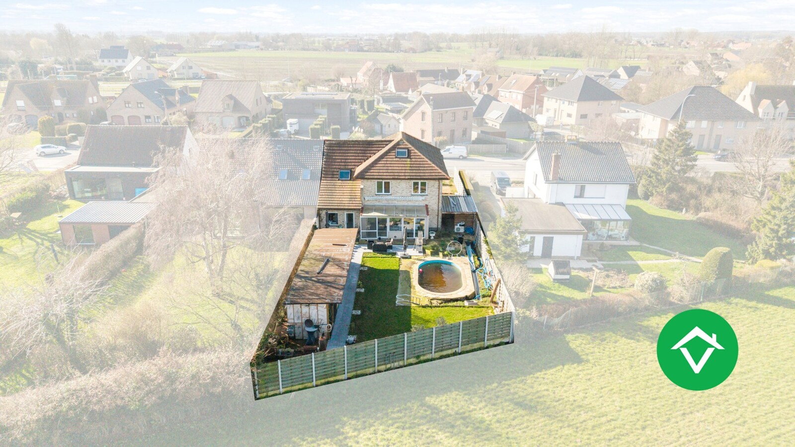 Woning met 4 slaapkamers en tuin te Torhout 