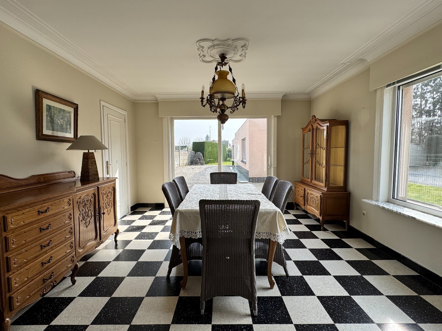 Verzorgde open bebouwing met tuin en garage in Zulte 