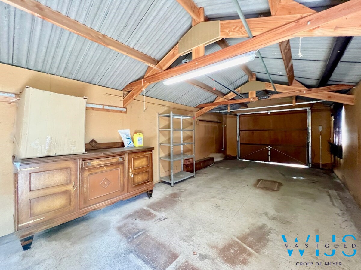 Enorm goed gelegen bungalow op 668 m² te Ertvelde ! 