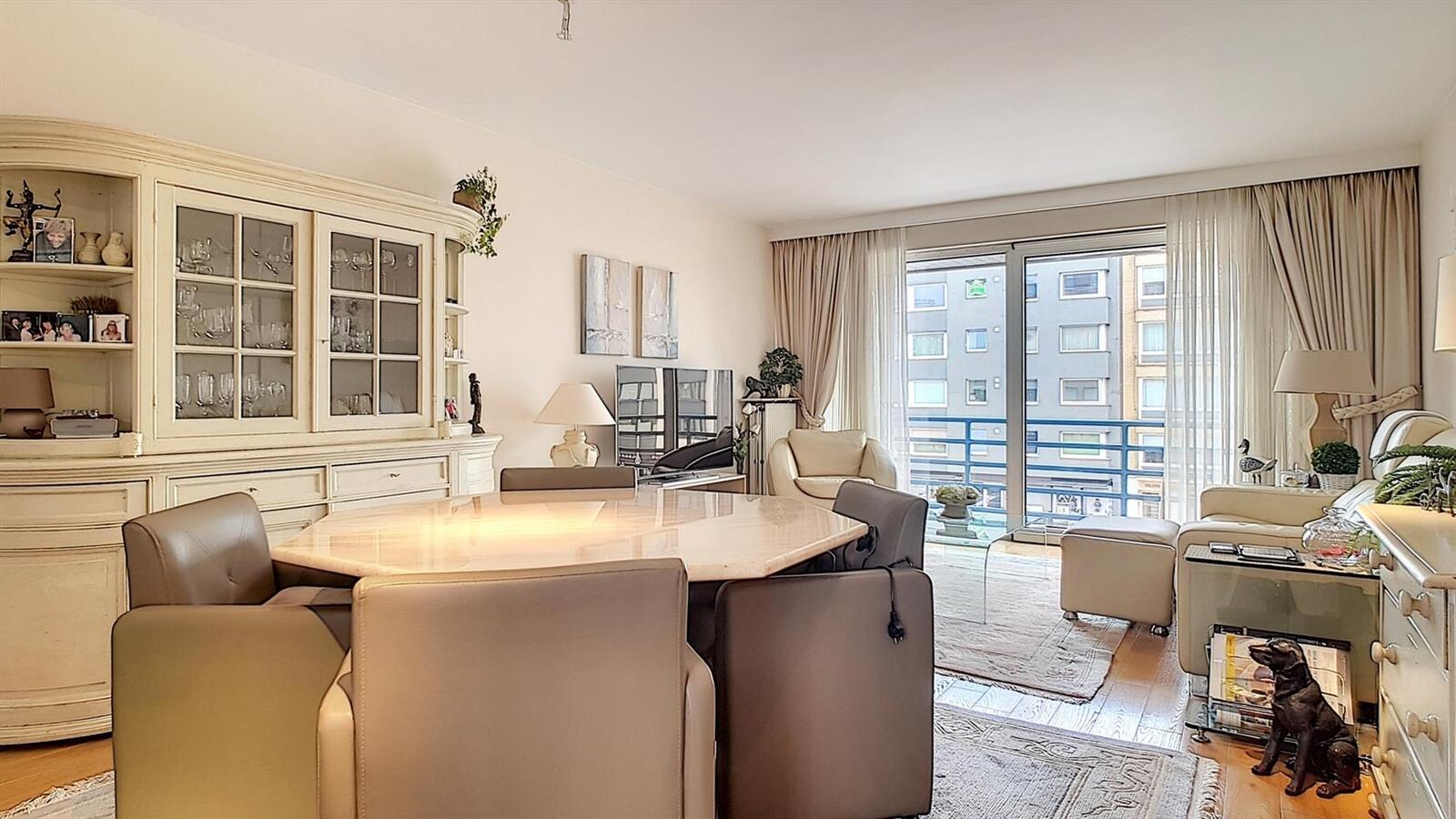 Appartement met open zicht over het vernieuwde Burg. Frans Desmidtplein - Knokke 