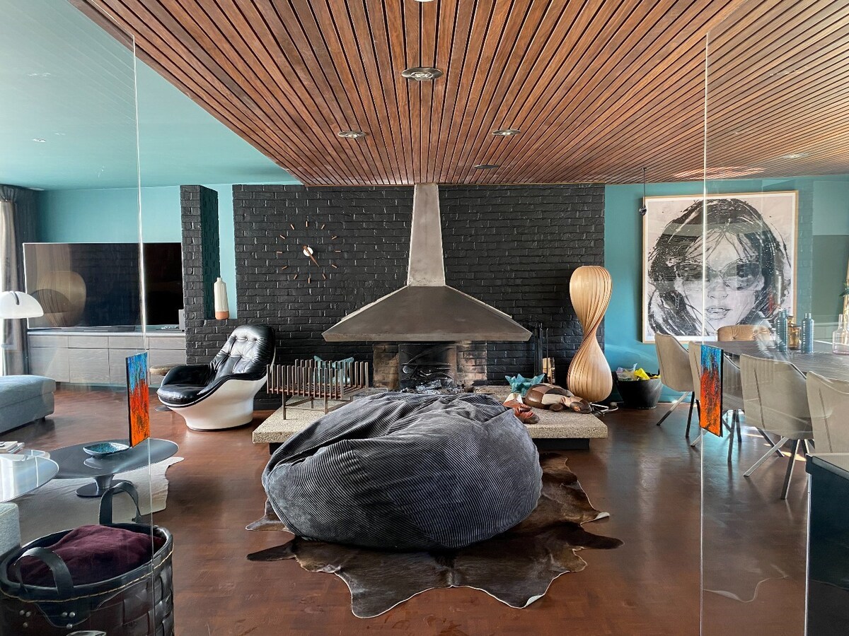 Authentique villa du 20e siècle, rénovée par un architecte de renom, avec 6 chambres et jardin ! 