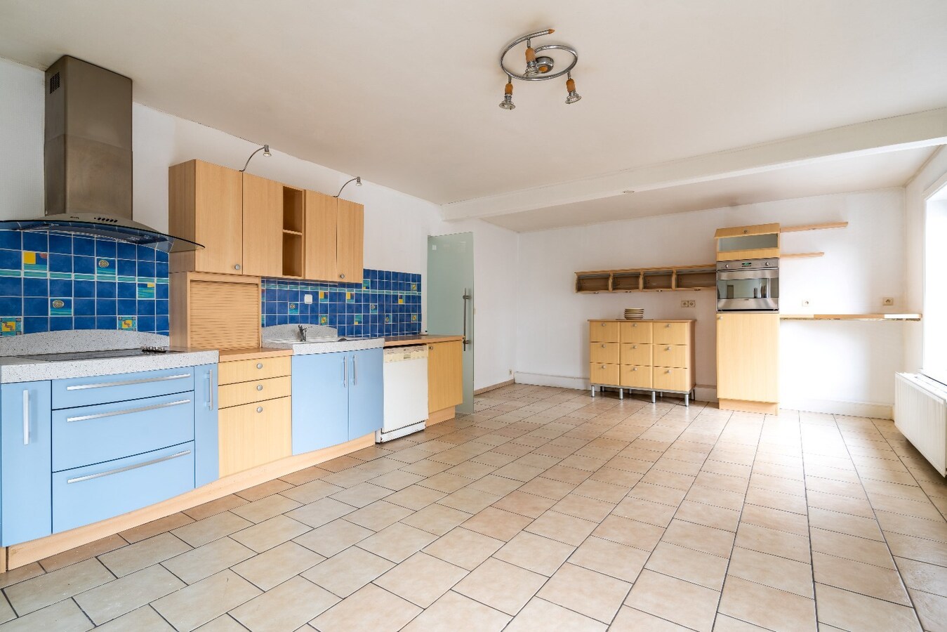 Appartement avec de beaux volumes &amp; 3 chambres, en plein centre-ville ! 