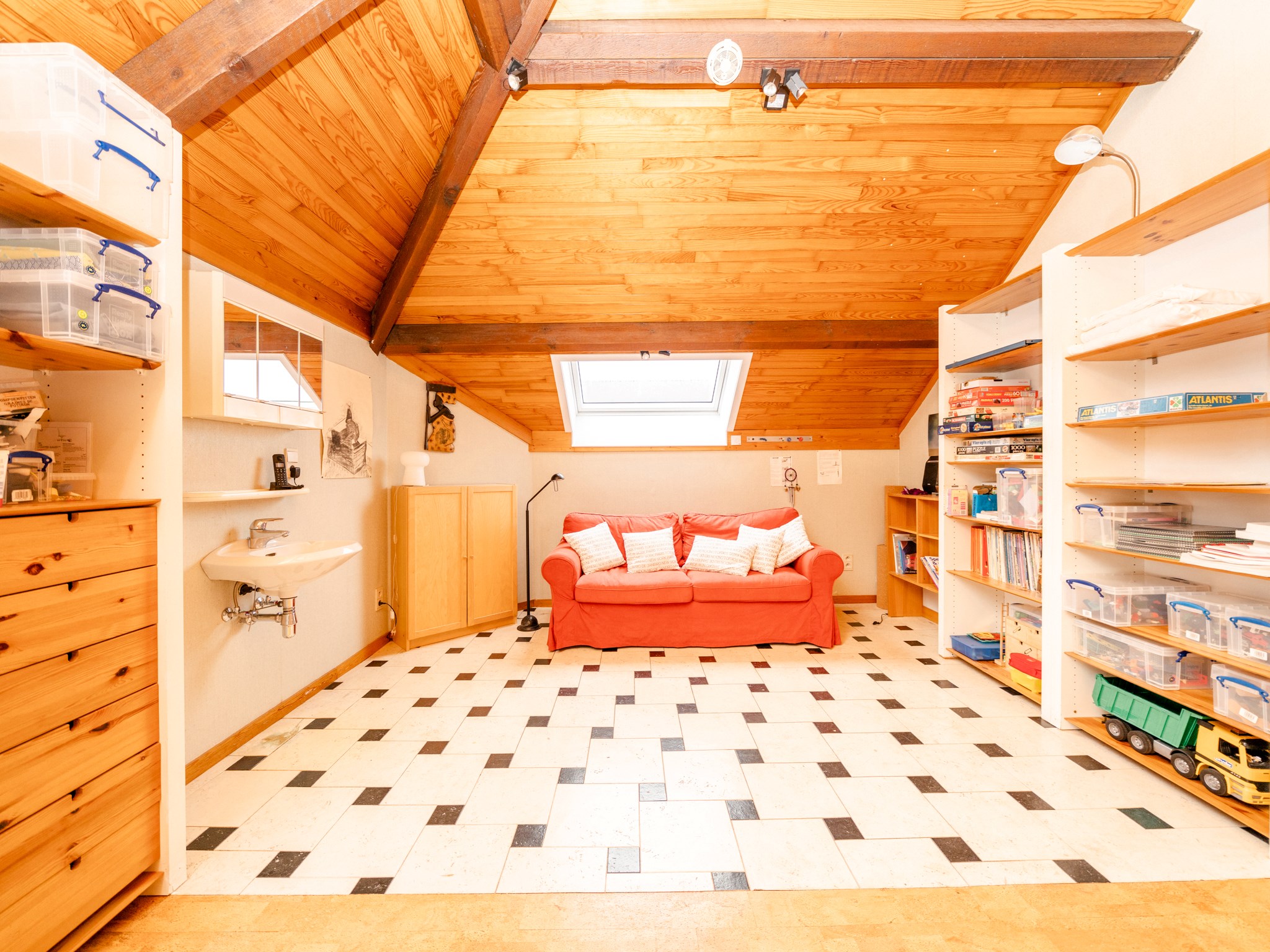 Energiezuinige woning met 5kamers, 2 bdk en prachtige tuin 