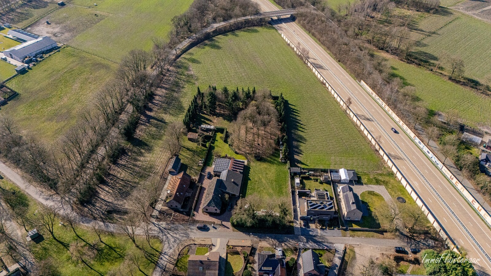 Charmante woning met weide op ca. 2,5 ha te Hechtel-Eksel 