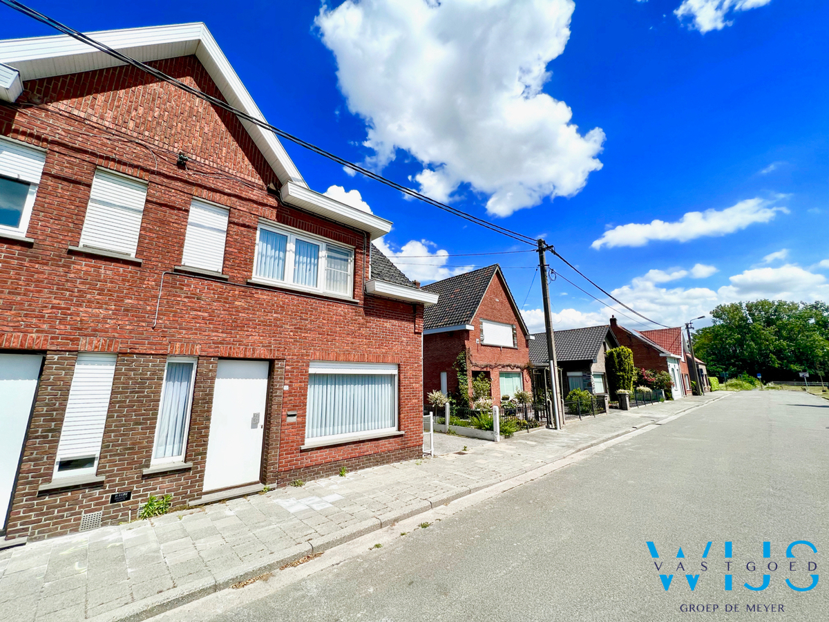 Zeer degelijk woonhuis op TOPlocatie te ERTVELDE ! 