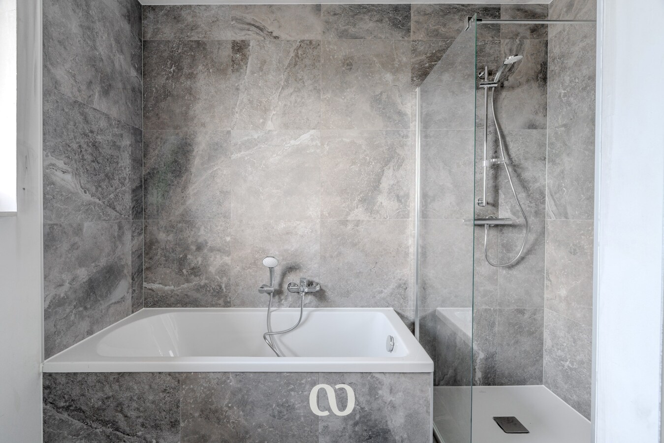 Prachtige nieuwbouwwoningen met 4 slaapkamers en garage 