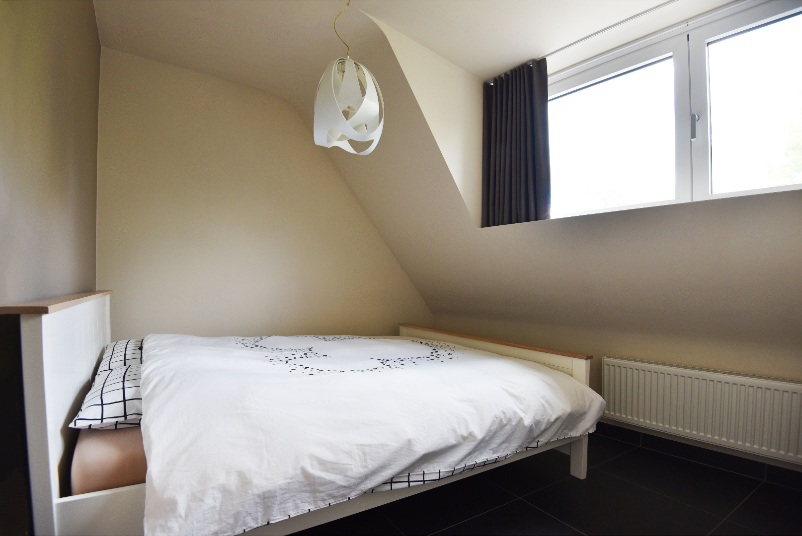 Duplex appartement op 96m² met 2 slaapkamers en terras te Gent 