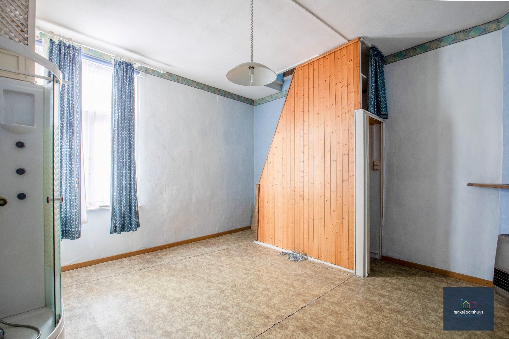 VERKOCHT !!! Te renoveren stadswoning met potentieel in hartje Gent 