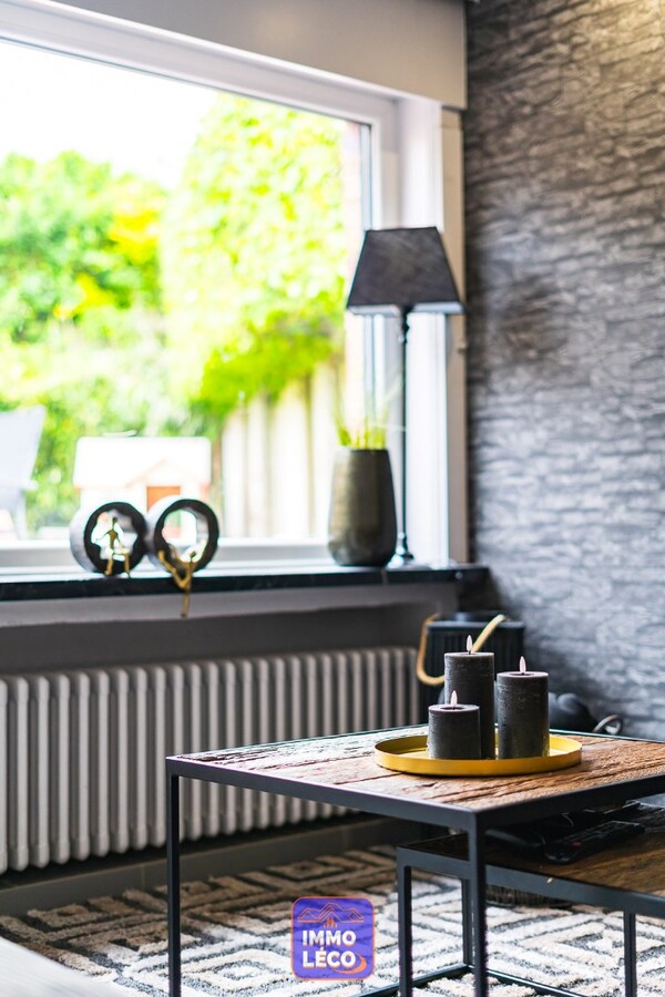 3 façades rénovée avec garage et jardin, plein centre-ville ! 