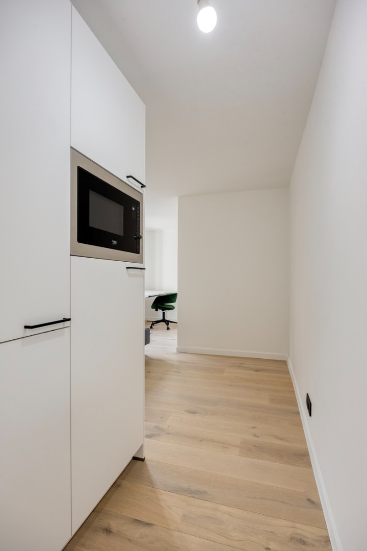 Volledig gerenoveerd en gemeubelde studentenkamer met privé badkamer en tuin - EPC A! 