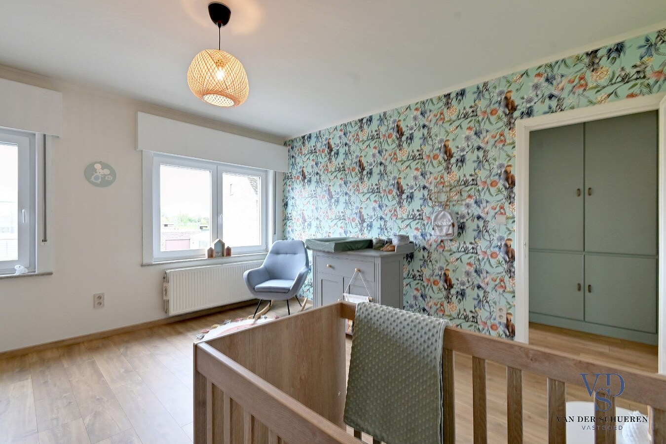 Tijdloze gezinswoning nabij de Schelde. 