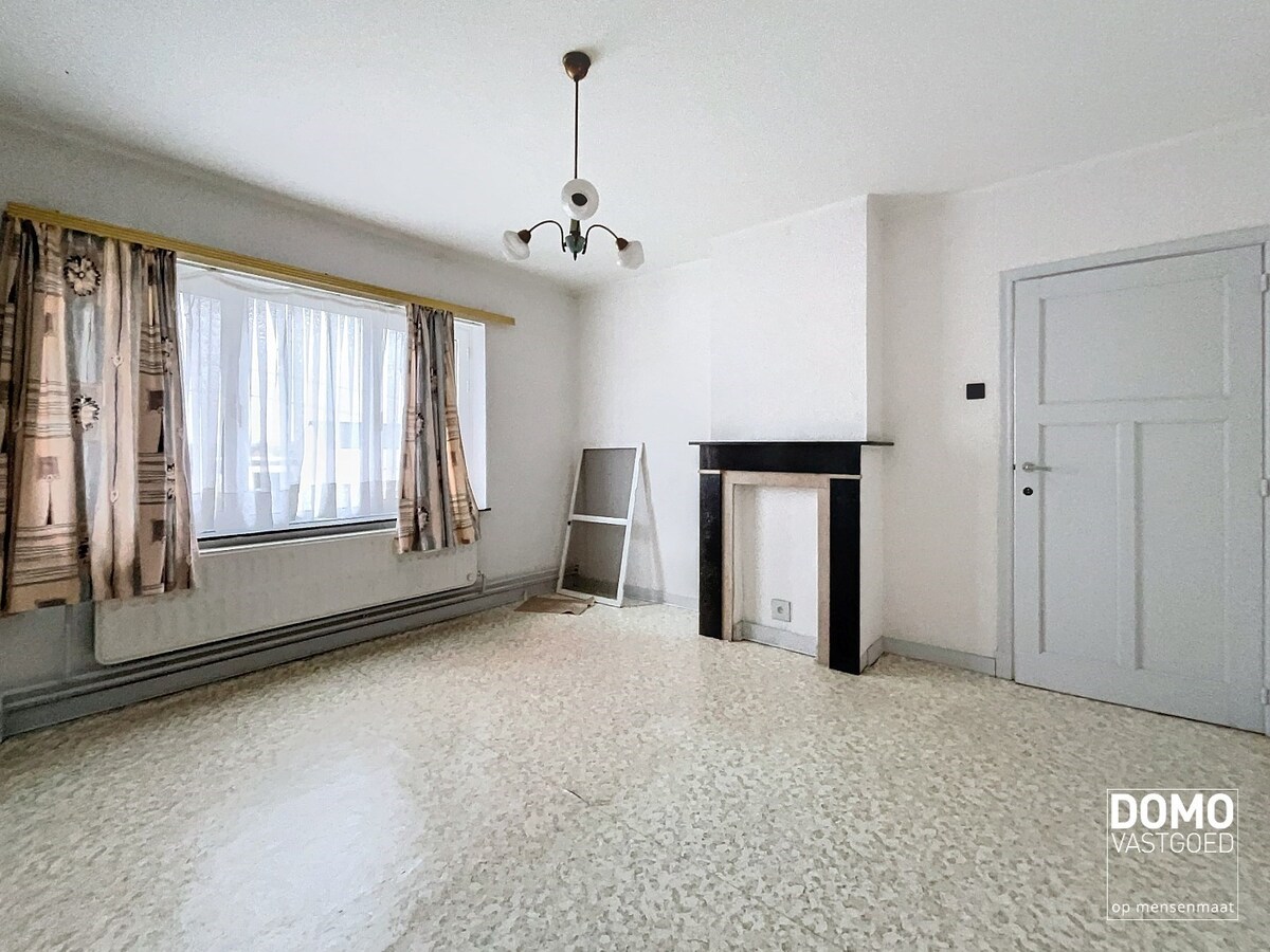 RUIME WONING MET GARAGE, TUIN &amp; 3 SLAAPKAMERS TE ALKEN 