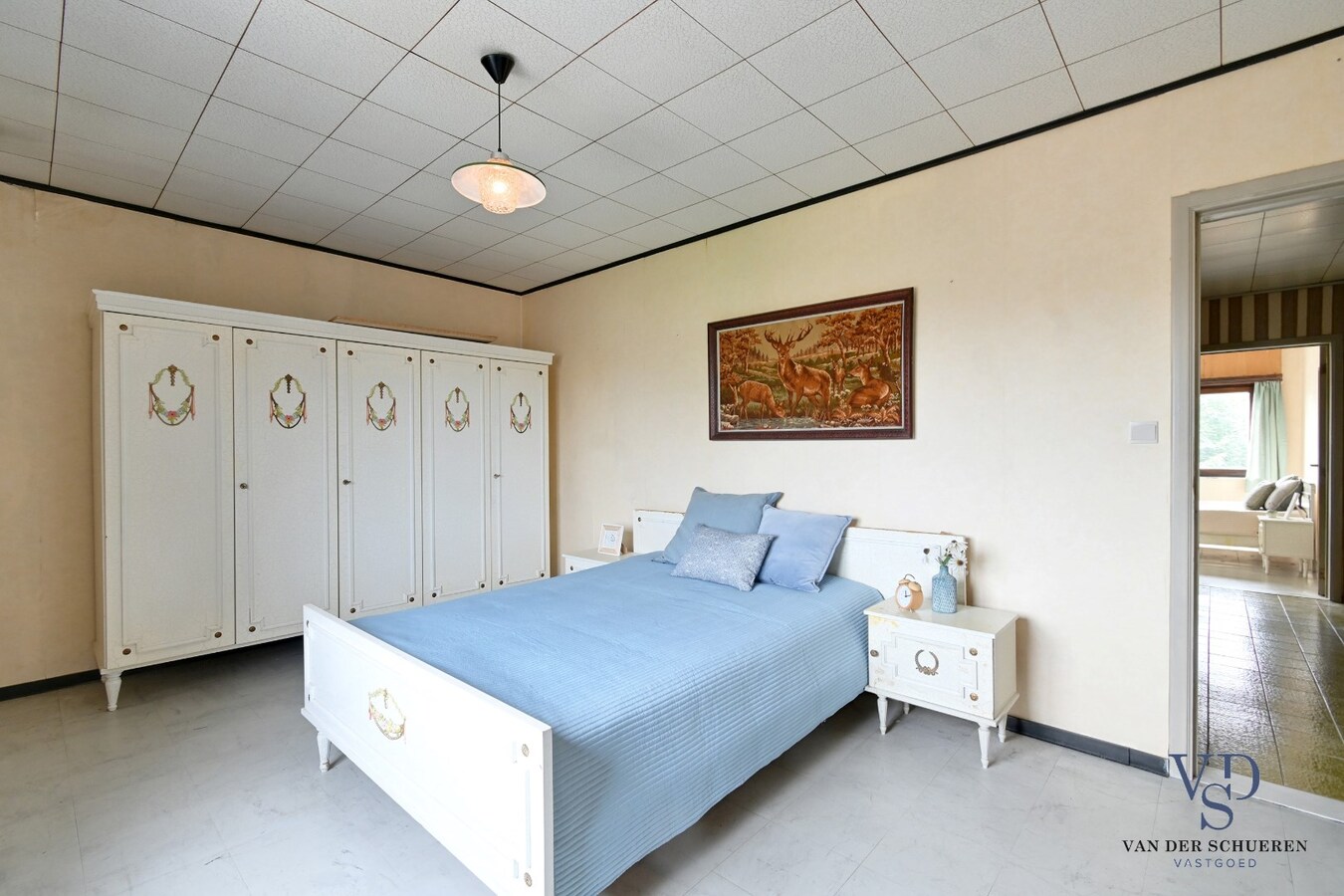 Bijzonder ruime, praktisch ingedeelde gezinswoning 