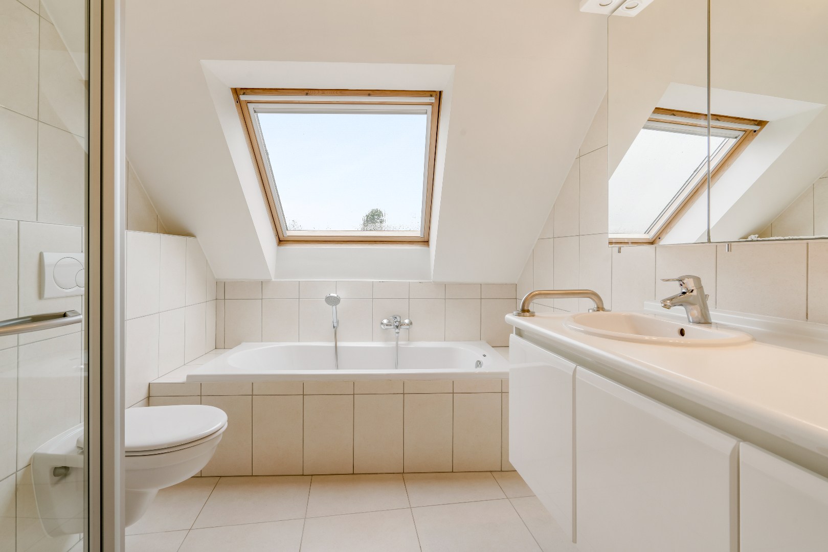 Prachtige appartement (177 m²) met 3 slpk, 2 terrassen, (garage), Torhout 