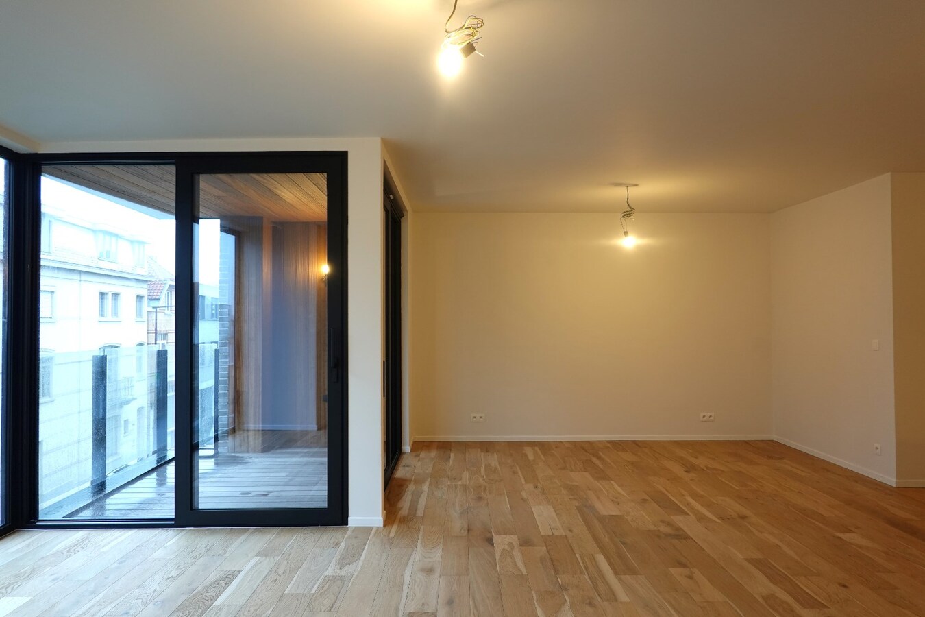 Prachtig afgewerkt nieuwbouwappartement in centrum De Haan met garagebox 