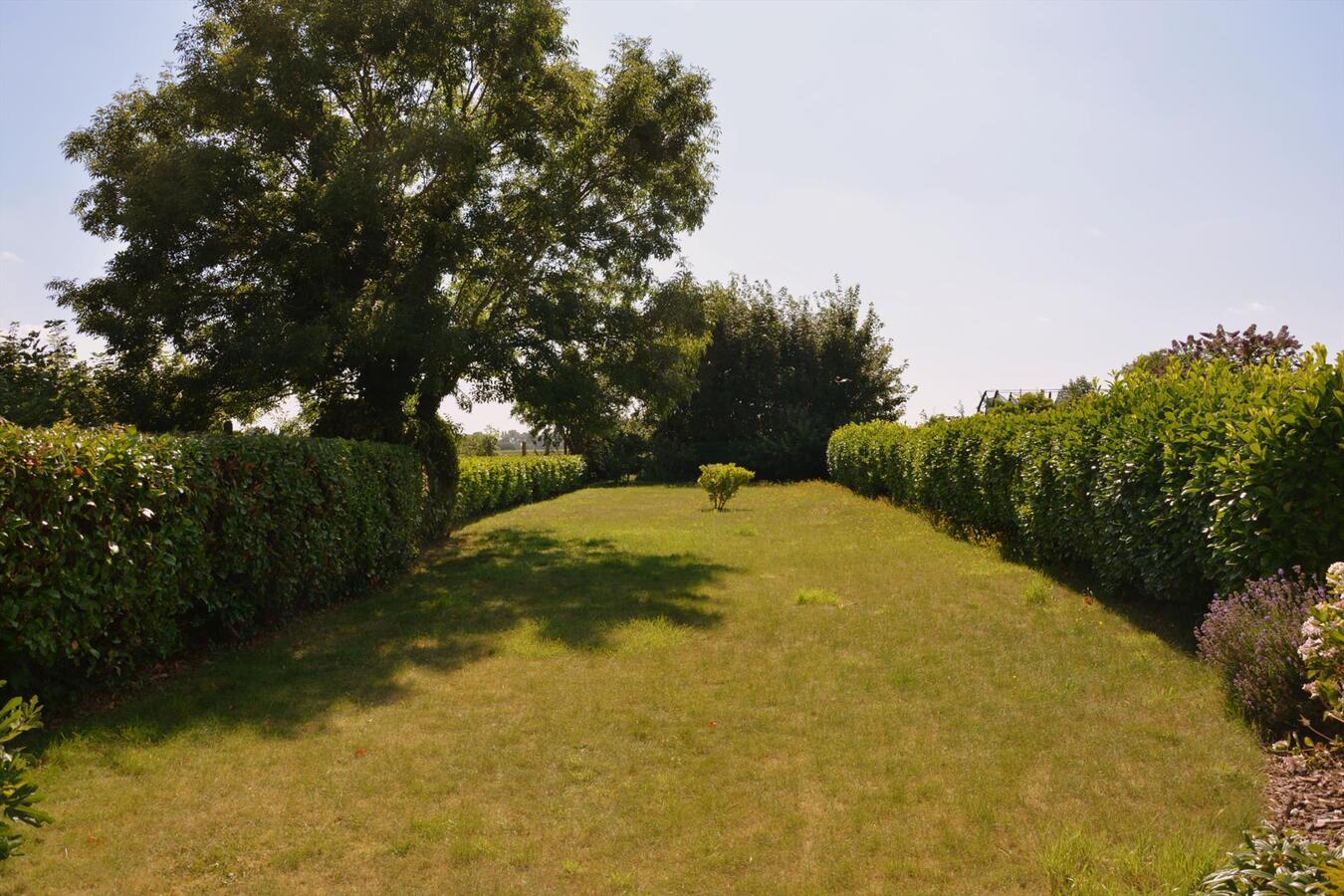 Ruime woning met 4 slaapkamers 