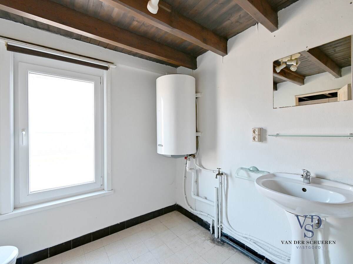 Half Open Bebouwing, met afzonderlijke tuin. 