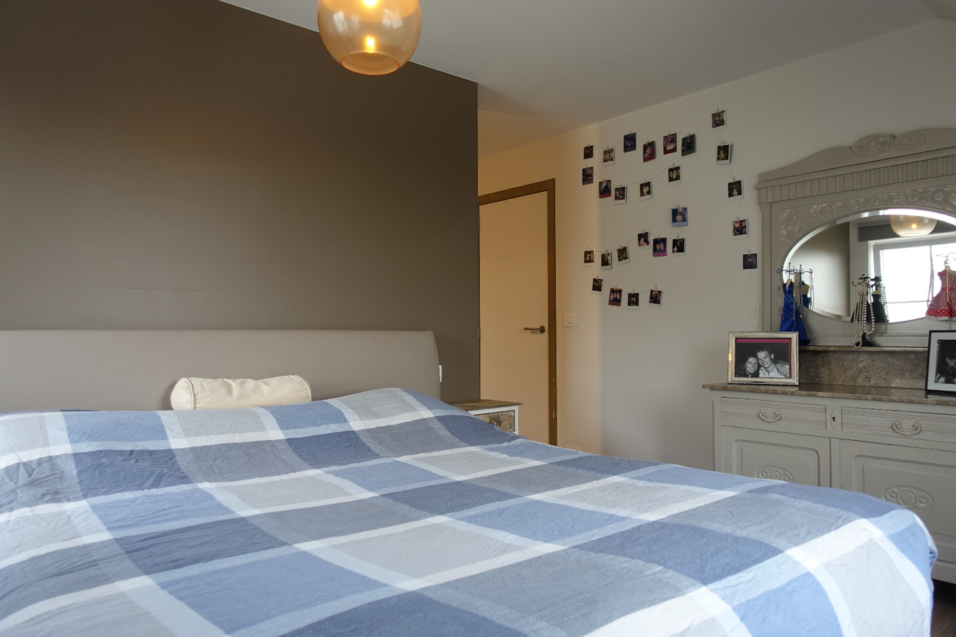 Prachtige halfopen woning in rustige woonwijk 